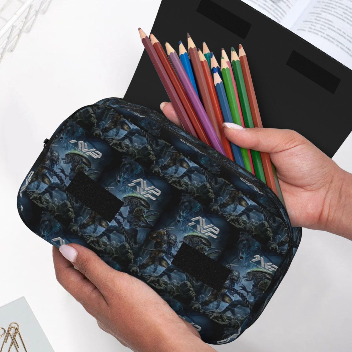 Alien Vs Predator Game Pencil  – Office Supply Vs Stationery Bewertung und Preis
