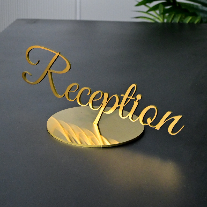 Desktop 3D Lettering Logo Stan – Desk Name Plate Bewertung und Preis